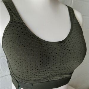 Layer8 Athletic Women’s Black Medium Support Sports Bra Size L